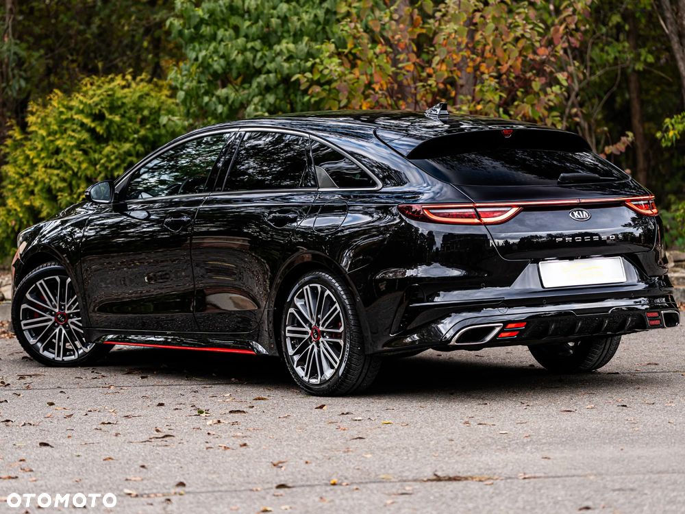 Kia ProCeed 1.6 T-GDI GT DCT - 18