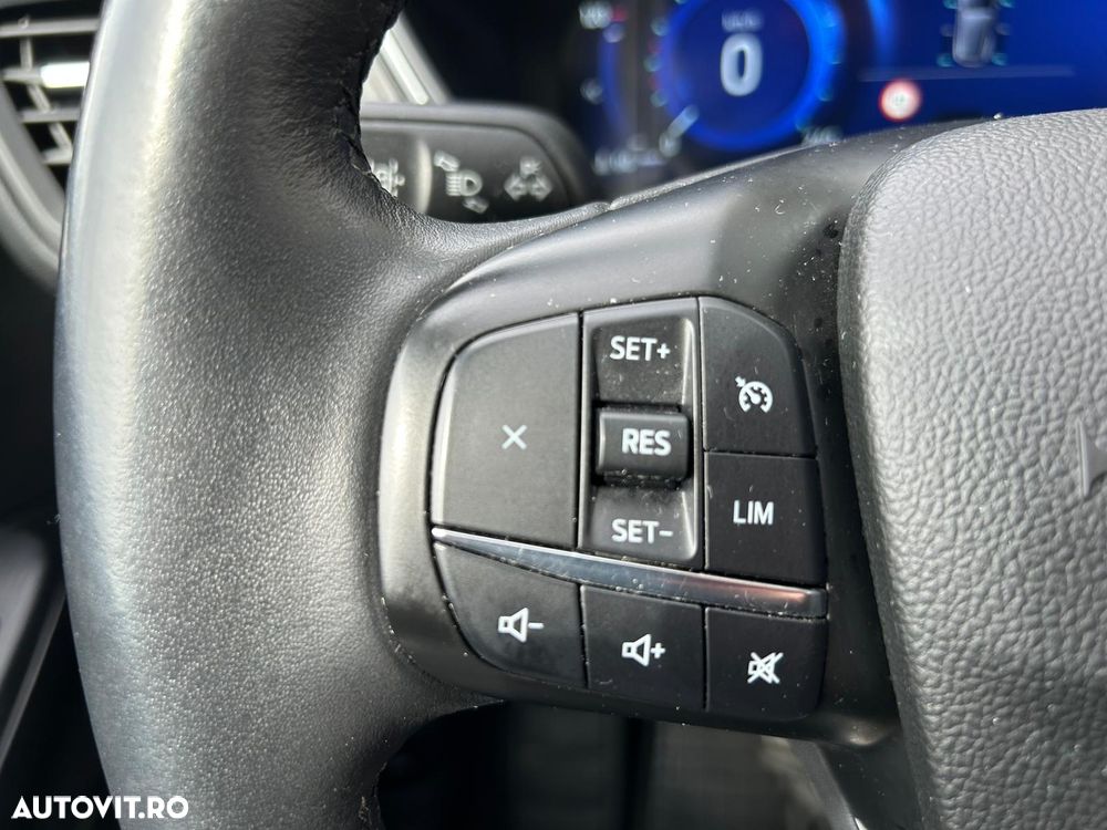 Ford Kuga 2.5 Duratec FHEV AWD Titanium - 33