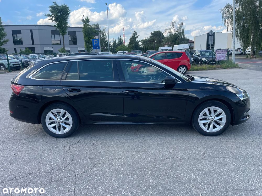 Skoda Octavia 2.0 TDI DSG Style - 7