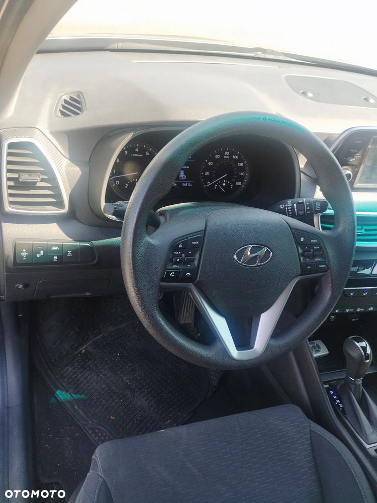 Hyundai Tucson - 10