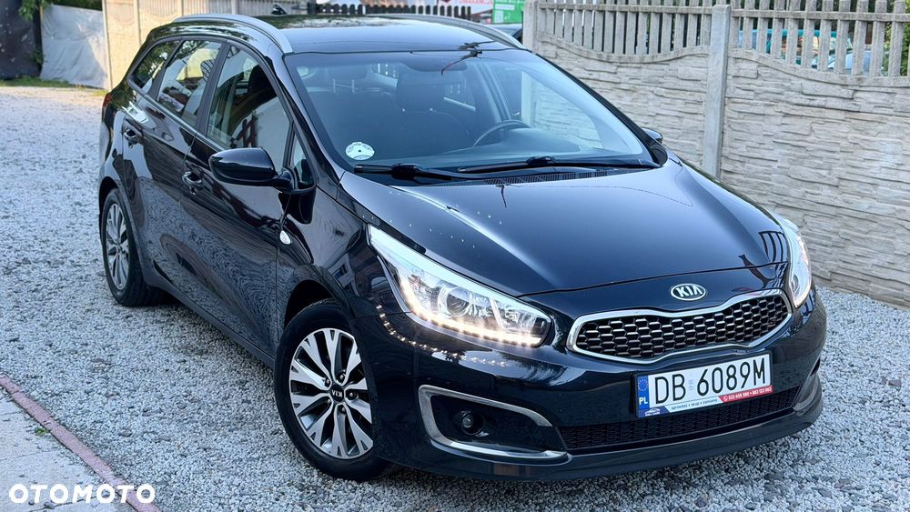 Kia Ceed - 6