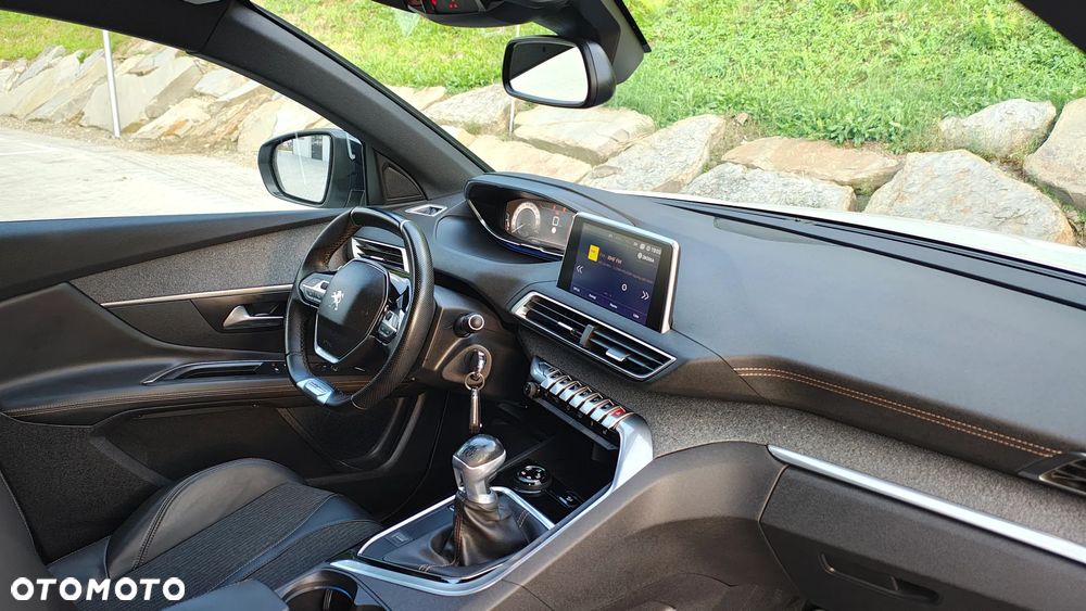 Peugeot 3008 - 32