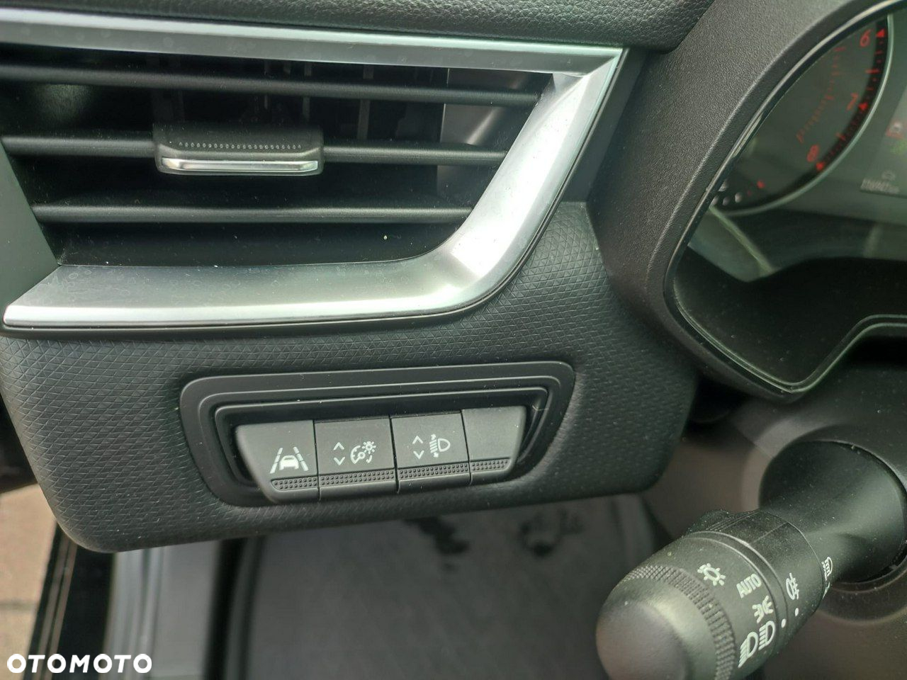 Renault Clio - 26