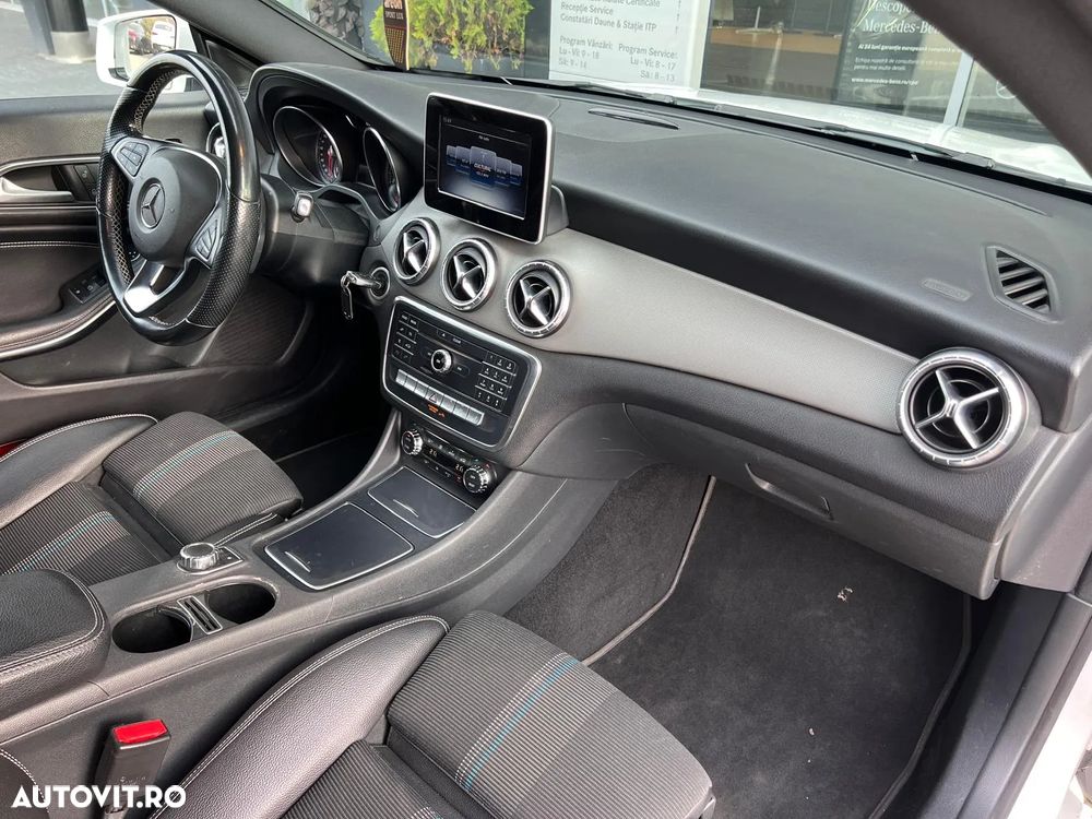 Mercedes-Benz CLA - 4