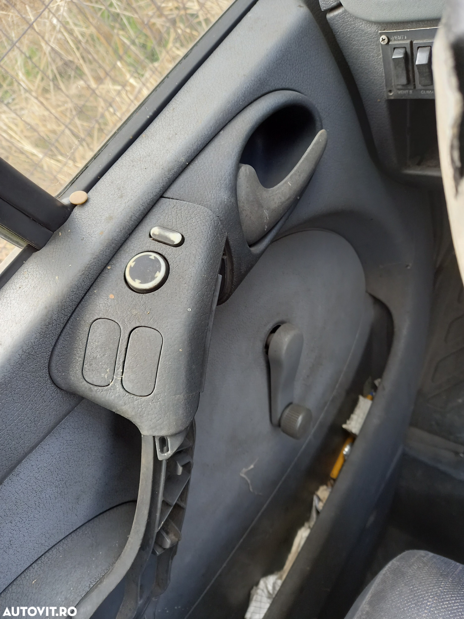 Dezmembrari  Mercedes-Benz SPRINTER (W903)  1995  > 2006 416 CDI Moto - 13