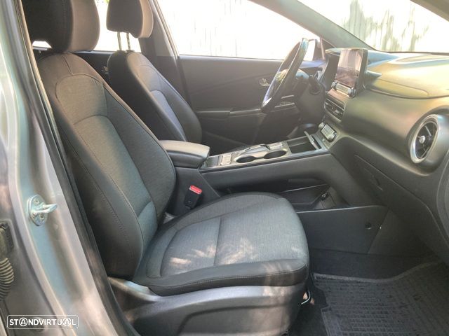 Hyundai Kauai Advantage - 35