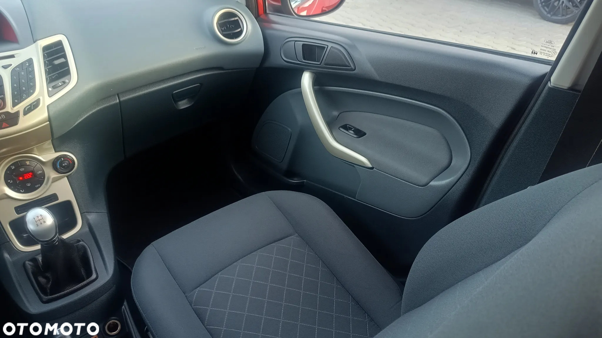 Ford Fiesta 1.4 Ghia EU5 - 20