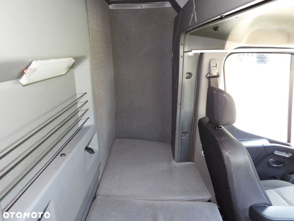 Renault MASTER PLANDEKA 10 PALET TEMPOMAT LEDY PNEUMATYKA KLIMATYZACJA  165KM - 40
