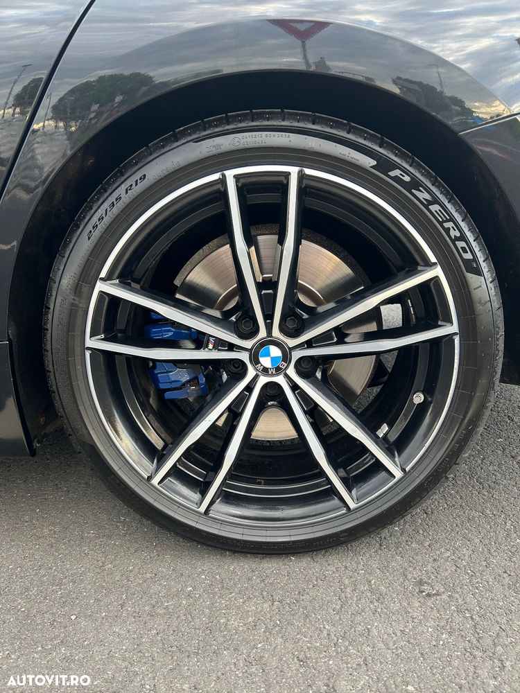 BMW Seria 3 330i AT M Sport - 8