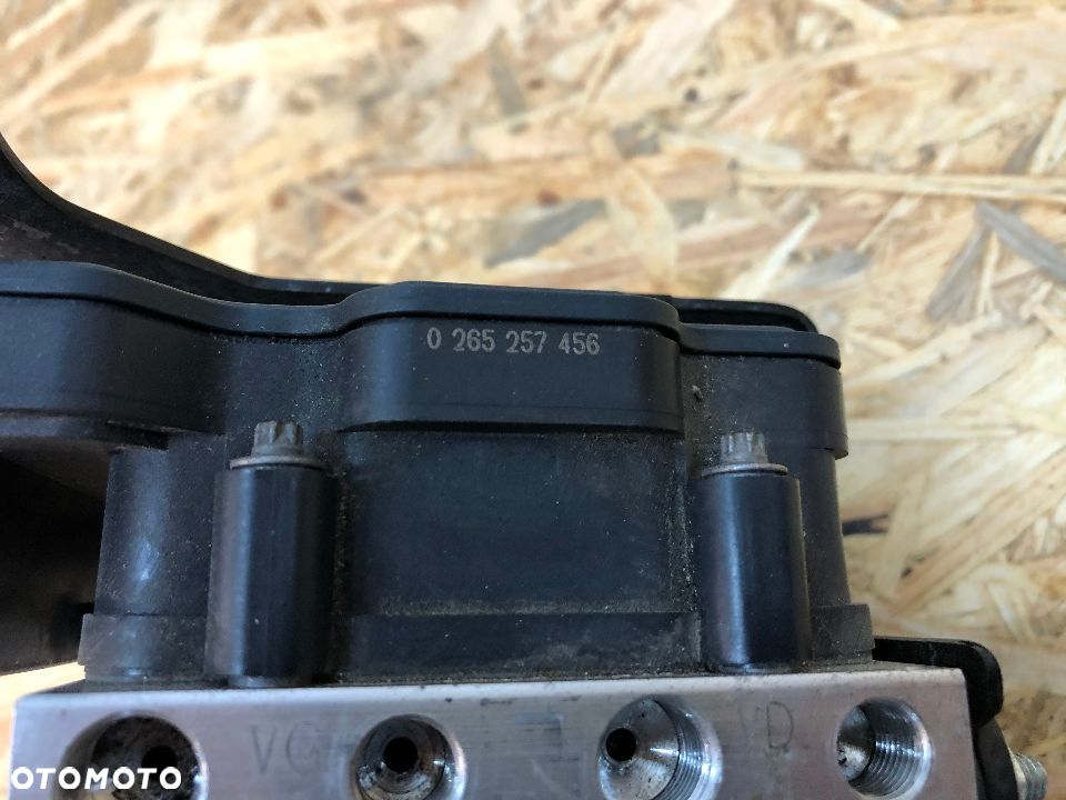 PEUGEOT 3008 II 2016-> POMPA ABS 9812786180 9826694380 - 3