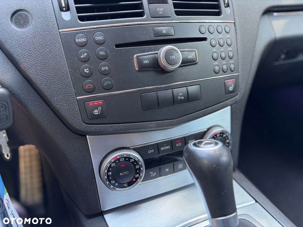 Mercedes-Benz Klasa C 180 Kompressor Automatik BlueEFFICIENCY Elegance - 18