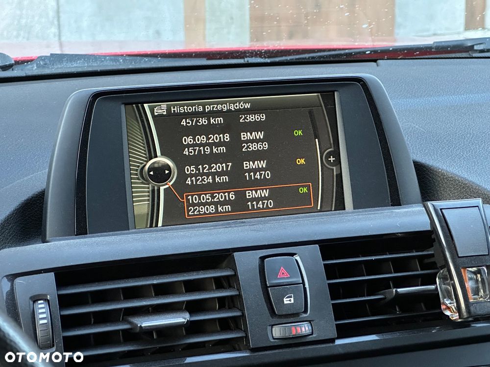 BMW Seria 1 - 25