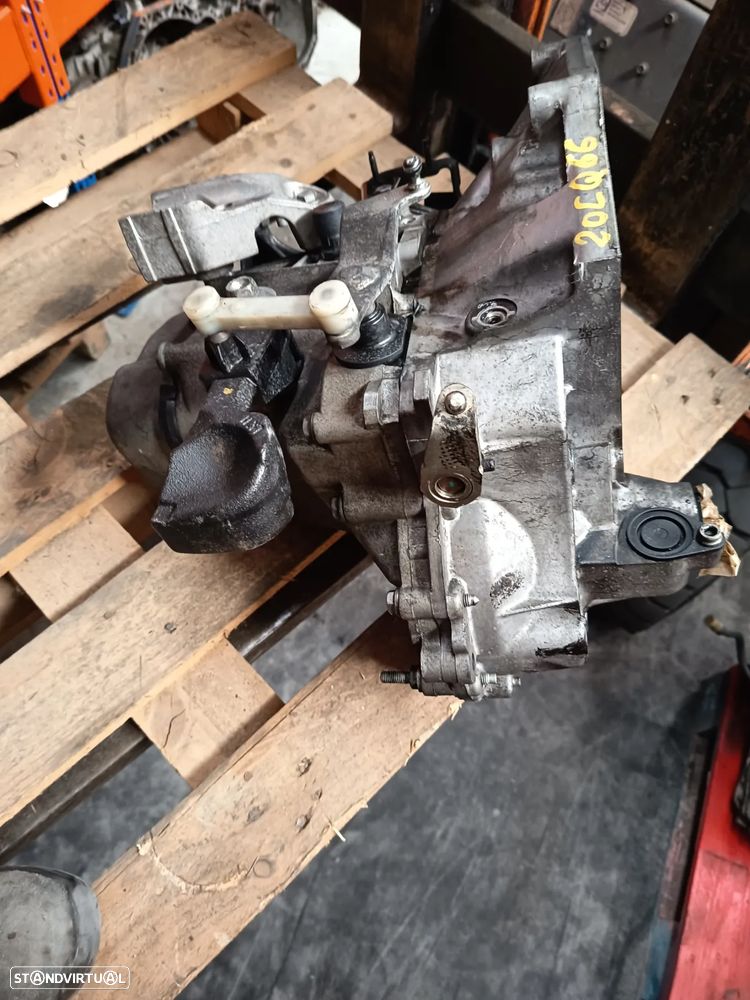 Caixa velocidades Peugeot 208 1.4hdi Ref: 20CQ66 - 3