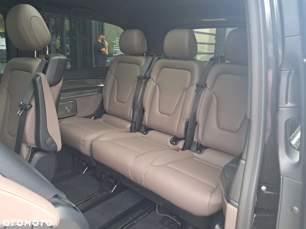 Mercedes-Benz Klasa V 300 d 4-Matic 9G-Tronic Exclusive (d³ugi) - 15
