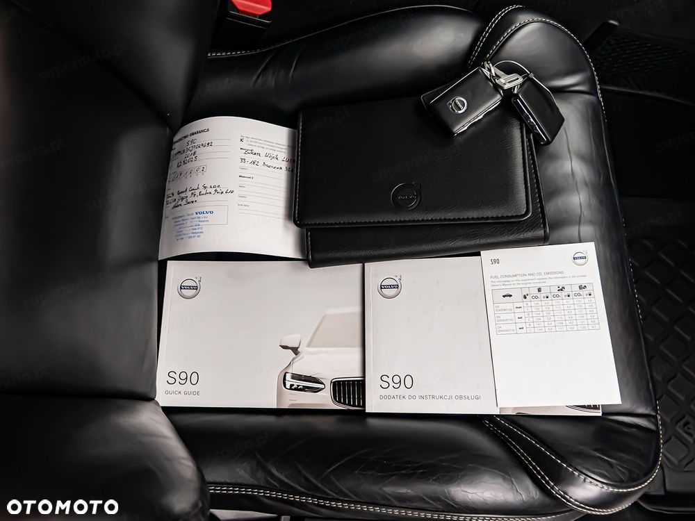 Volvo S90 D5 AWD R-Design - 33
