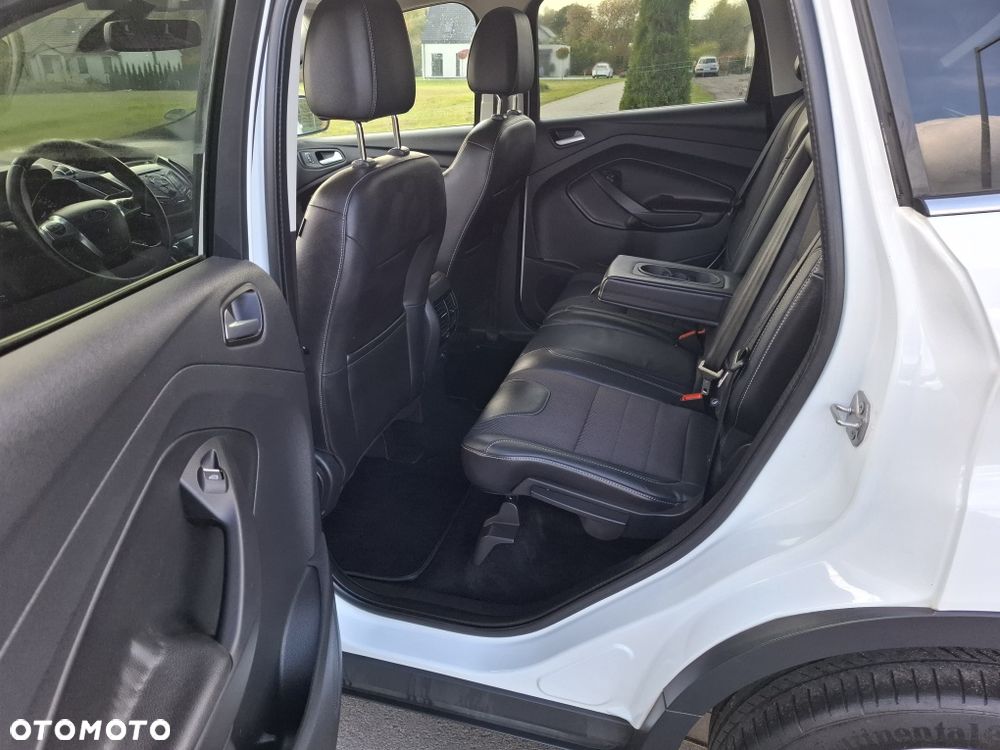 Ford Kuga - 15