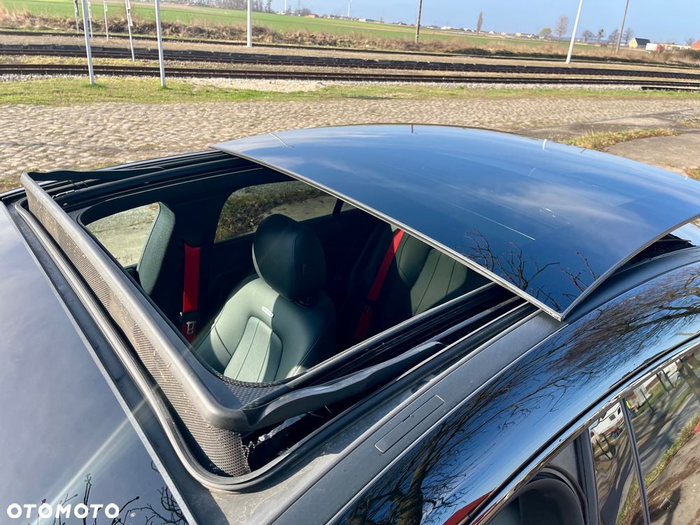 Mercedes-Benz CLA 220 7G-DCT AMG Line - 9