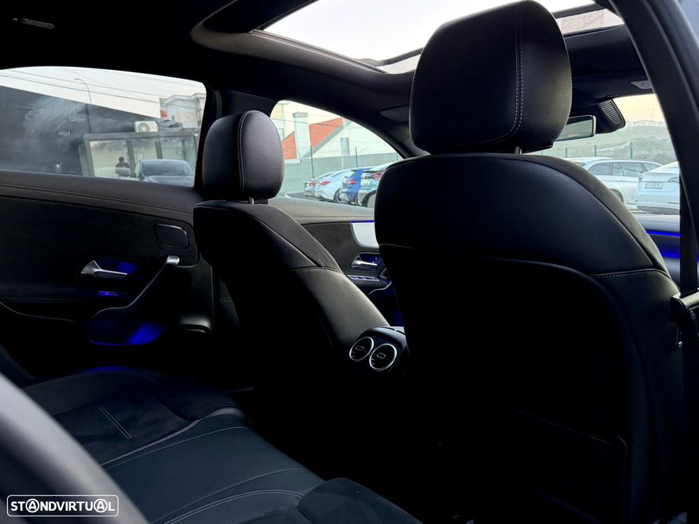 Mercedes-Benz A 200 Limousine 7G-DCT AMG Line - 25