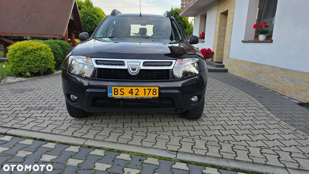 Dacia Duster 1.6 16V 105 4x4 Celebration - 3