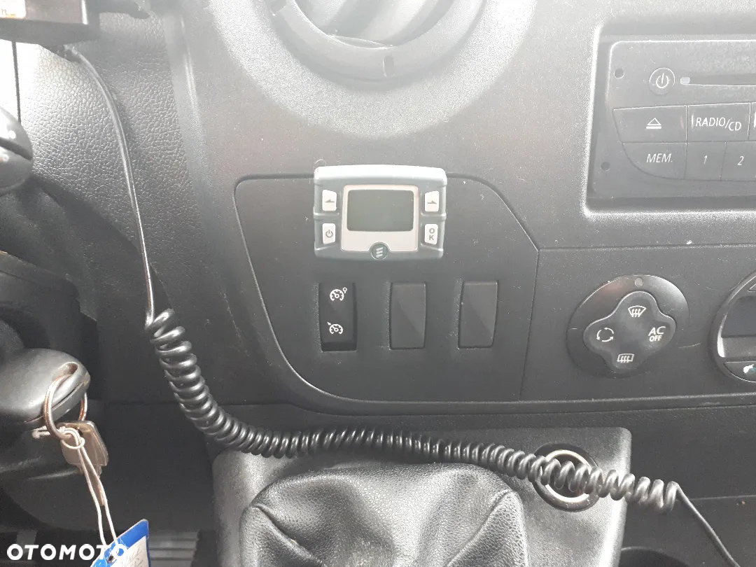 Renault Master - 32