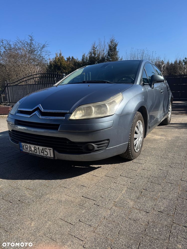 Citroën C4 1.6 16V Magic - 2