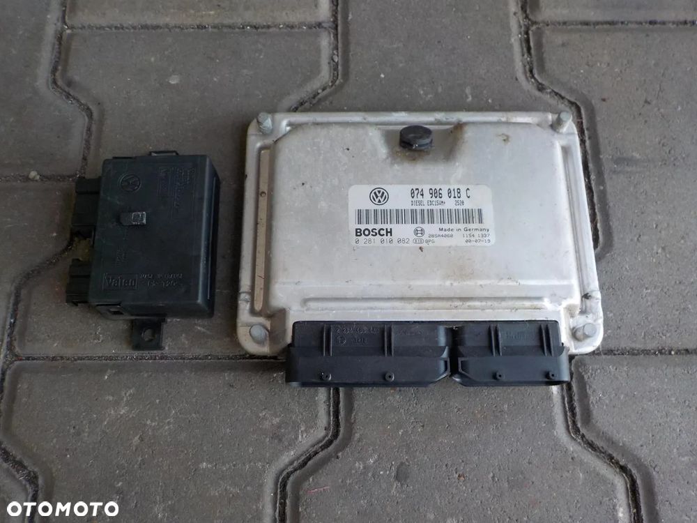 VW T4 2.5 TDI KOMPUTER STEROWNIK 074906018C + ZESTAW IMMO - 1
