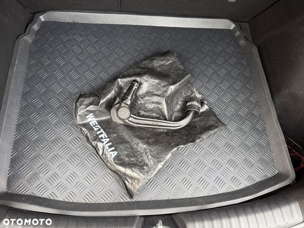 Kia XCeed 1.5 T-GDI M - 13