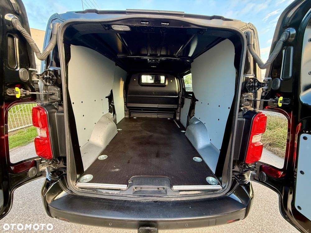 Opel Vivaro - 8