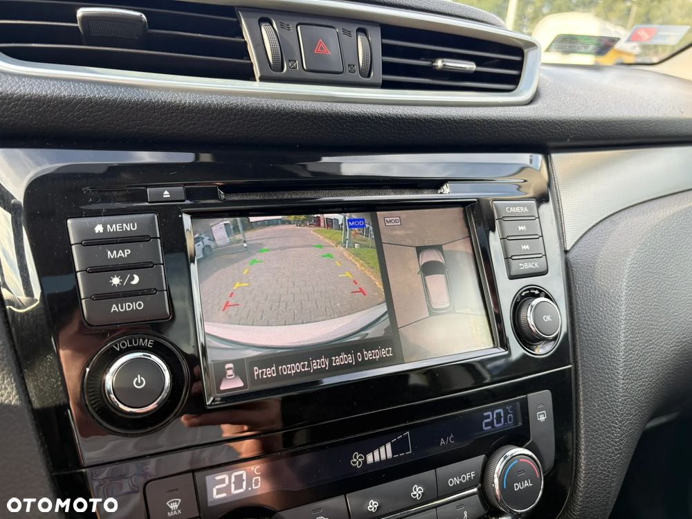 Nissan Qashqai 1.3 DIG-T N-Connecta - 16