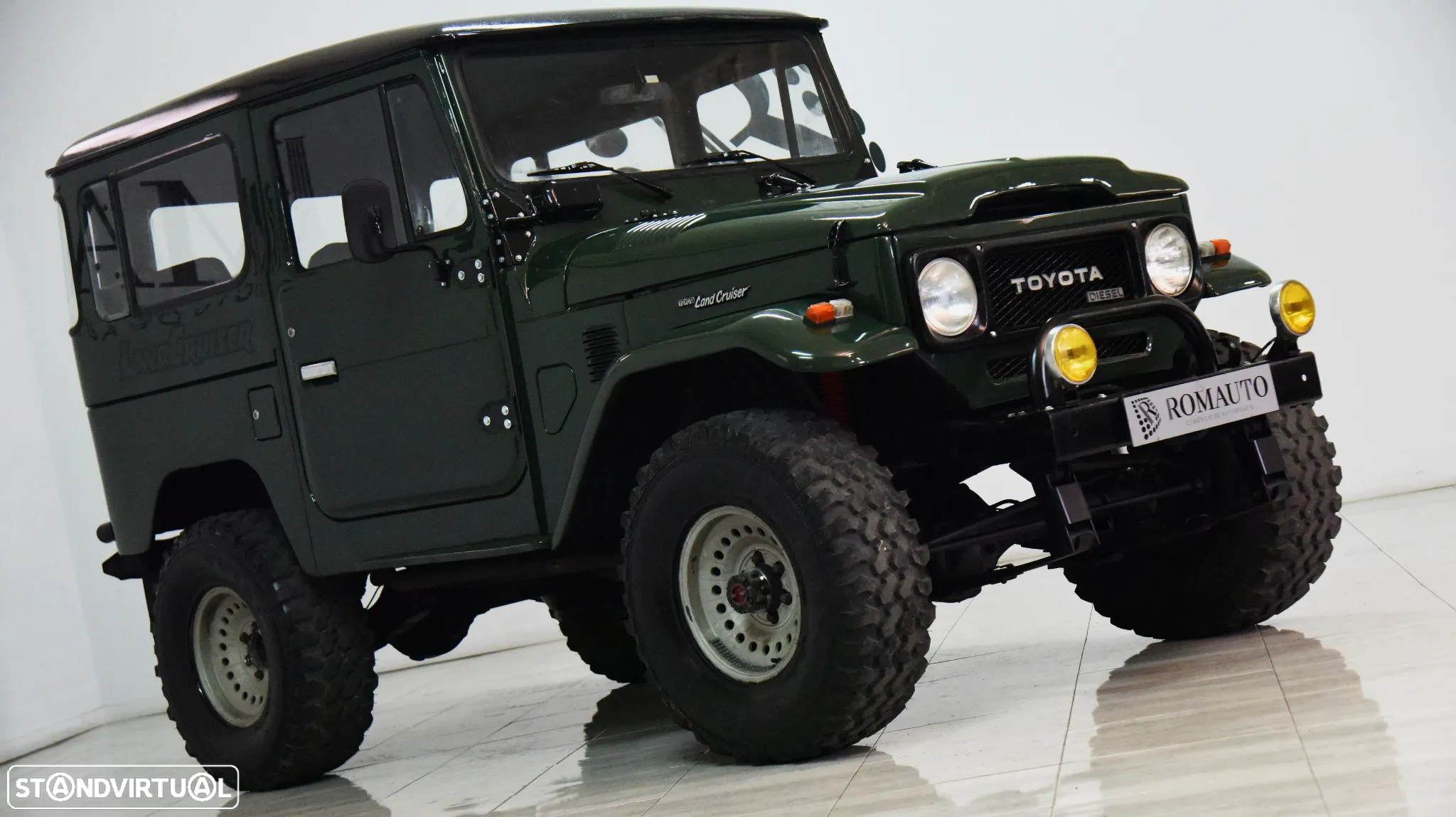 Toyota Land Cruiser - 4