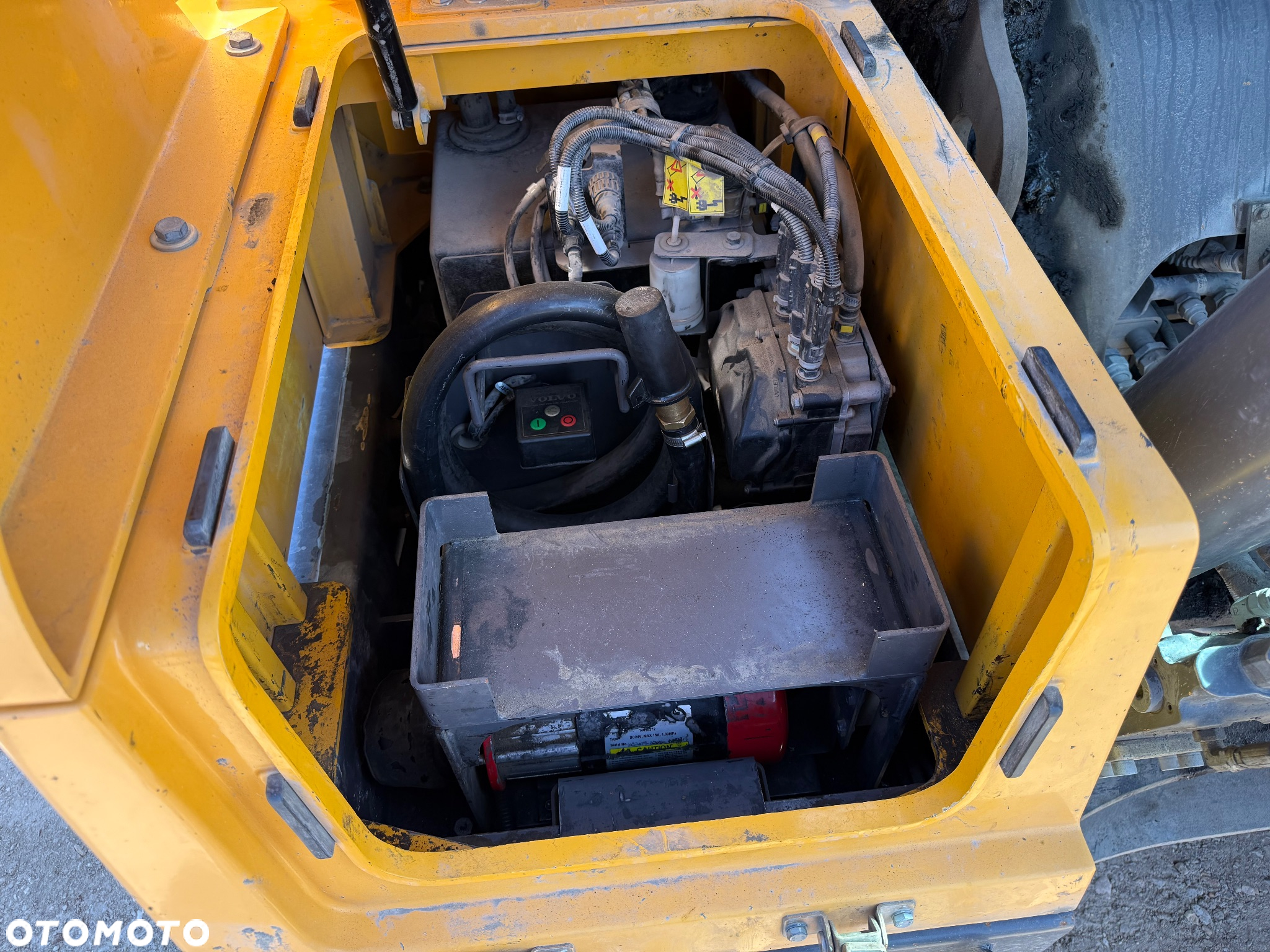 Volvo EC 220 EL - 21