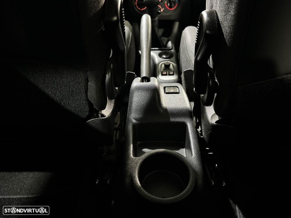 Peugeot 206+ 1.1 Urban - 21