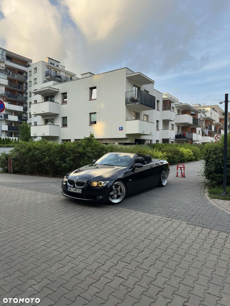 BMW Seria 3 330i - 7