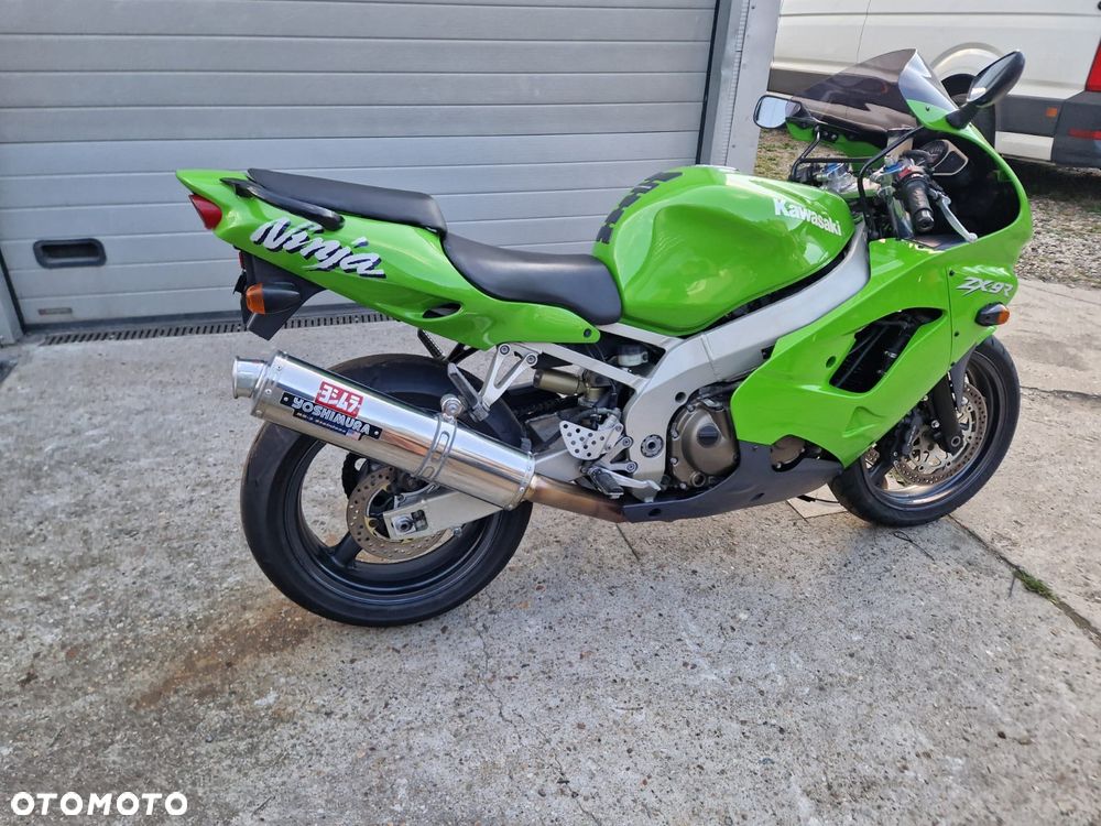 Kawasaki ZXR - 3