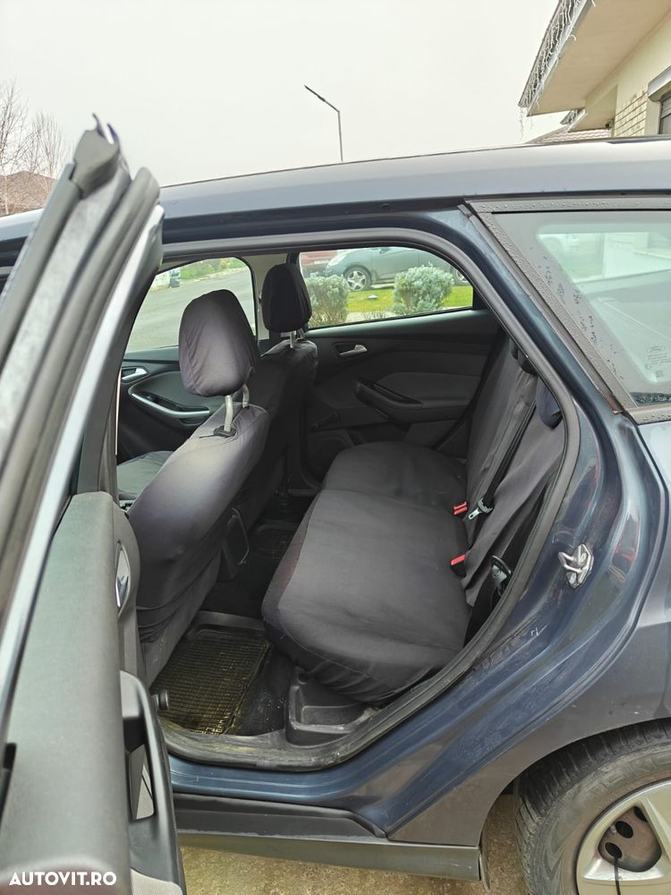 Ford Focus Turnier 1.6 TDCi DPF Trend - 9