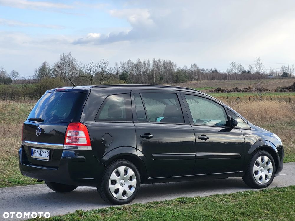 Opel Zafira 1.8 Family Plus - 13