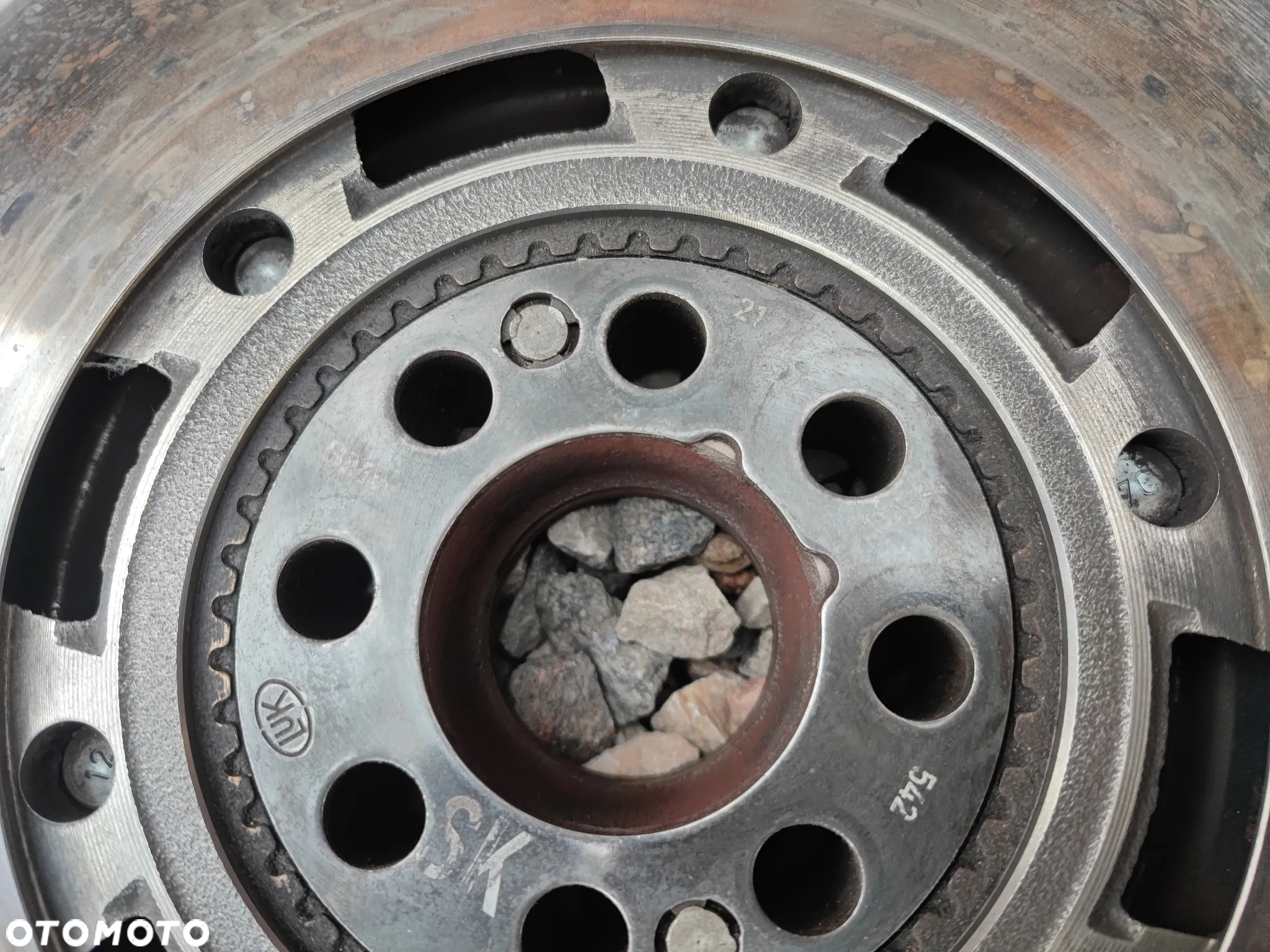 BMW E36 / E39 / E38 / Z3 / E34 ORYGINALNE KOŁO ZAMACHOWE DWUMASOWE POD TARCZĘ SPRZĘGŁA 228MM DO SILNIKÓW GAMY M52 / M50 ( M52B20 / M50B20 )  O NR. 21 21 1 222 512 / 21 21 1 223 542 / 21 20 1 223 418 /  21 21 1 223 593 OEM  SPRAWNE W 100% - 8