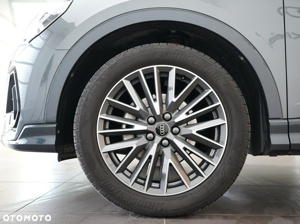 Audi Q3 Sportback - 12