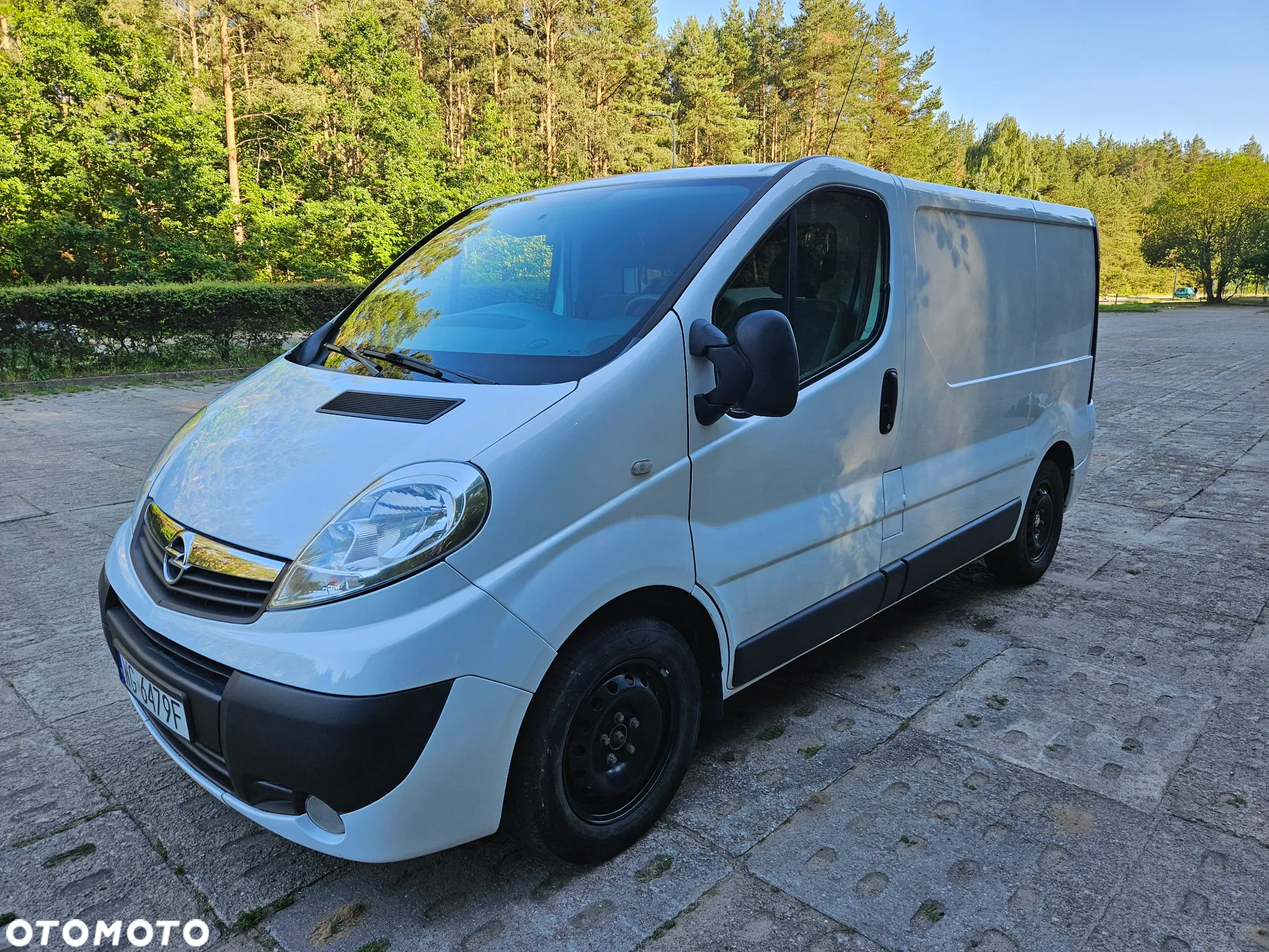 Opel Vivaro - 8