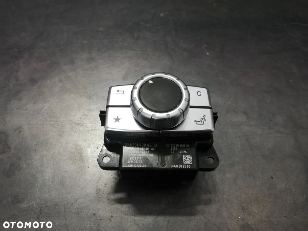 MERCEDES R231 SL POKRĘTŁO Radia A2319008203