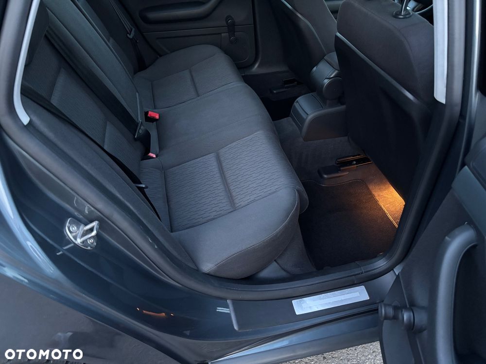 Audi A4 Limousine 1.8 T - 33