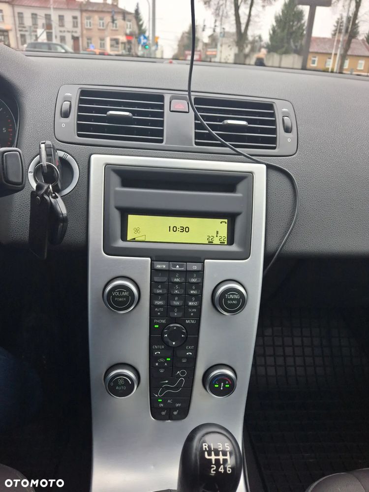 Volvo S40 2.0D Momentum - 22