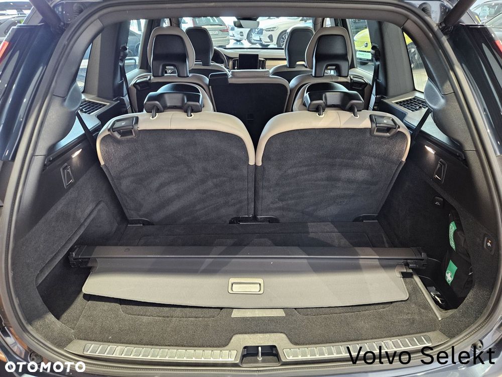 Volvo XC 90 - 35