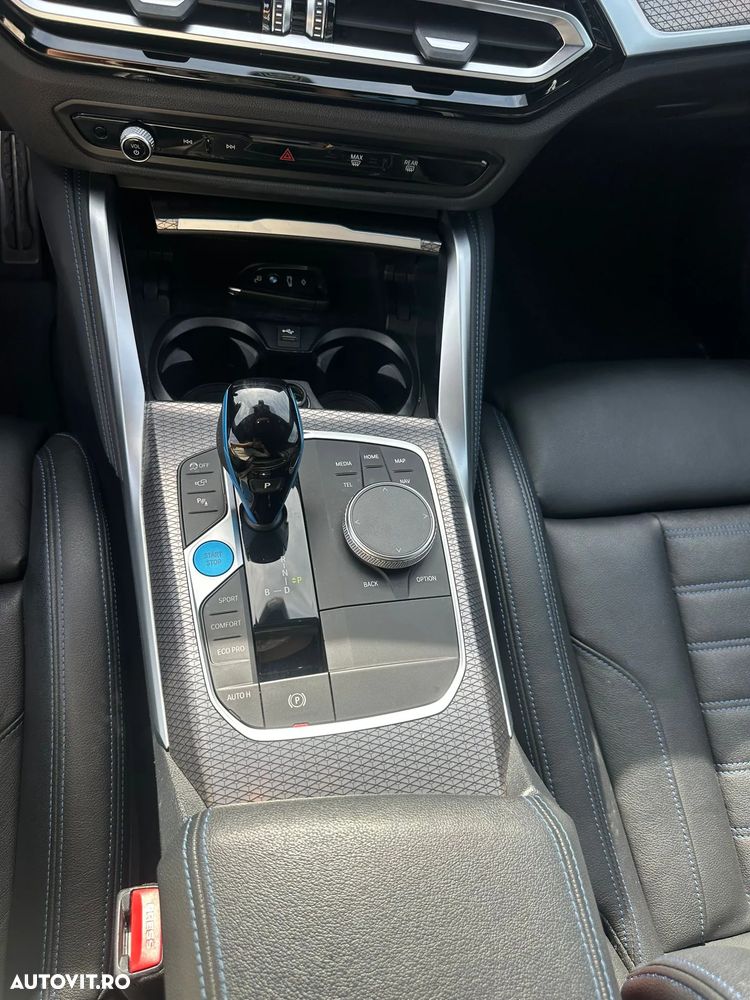 BMW i4 - 25