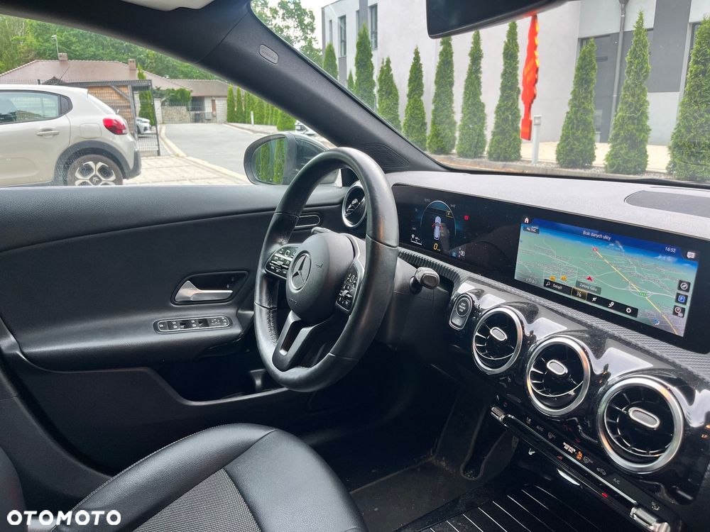 Mercedes-Benz CLA 180 d 7G-DCT - 6