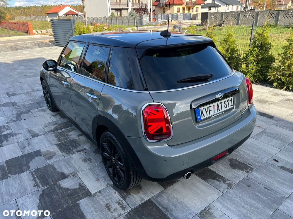 MINI Cooper 60 Years Chili - 16