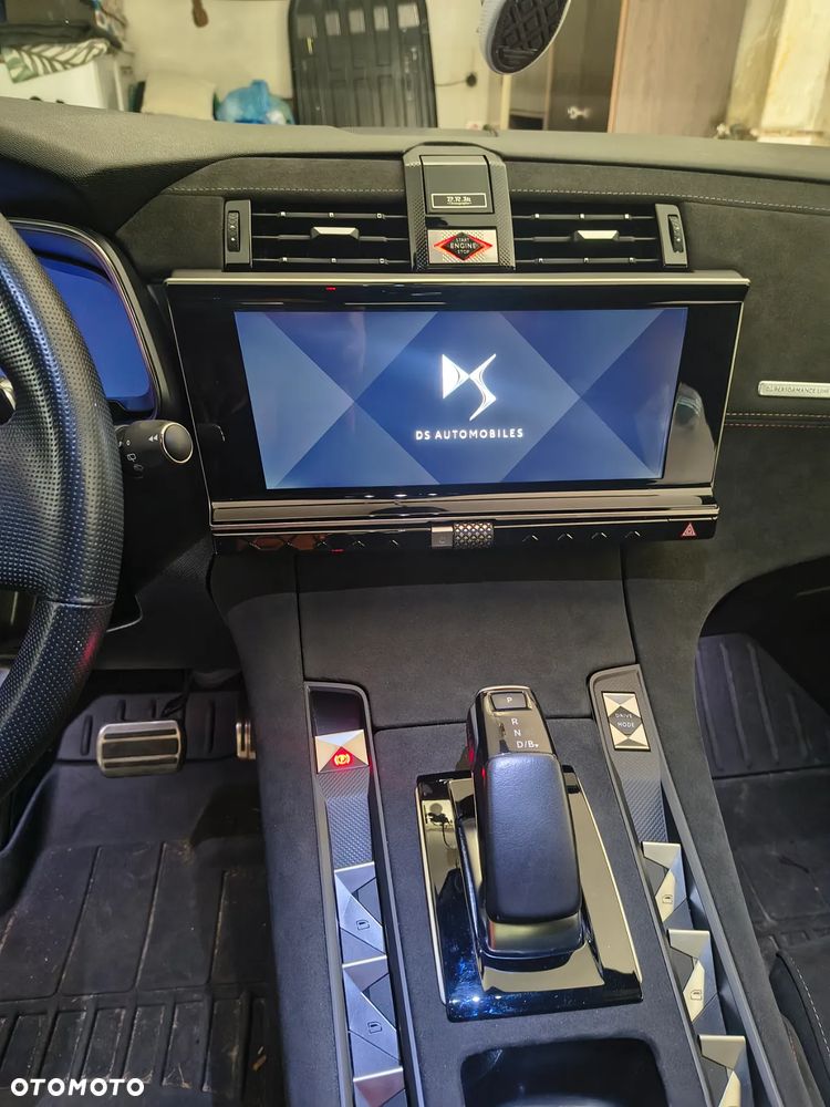 DS Automobiles DS 7 Crossback 1.6 E-Tense Performance Line + - 24