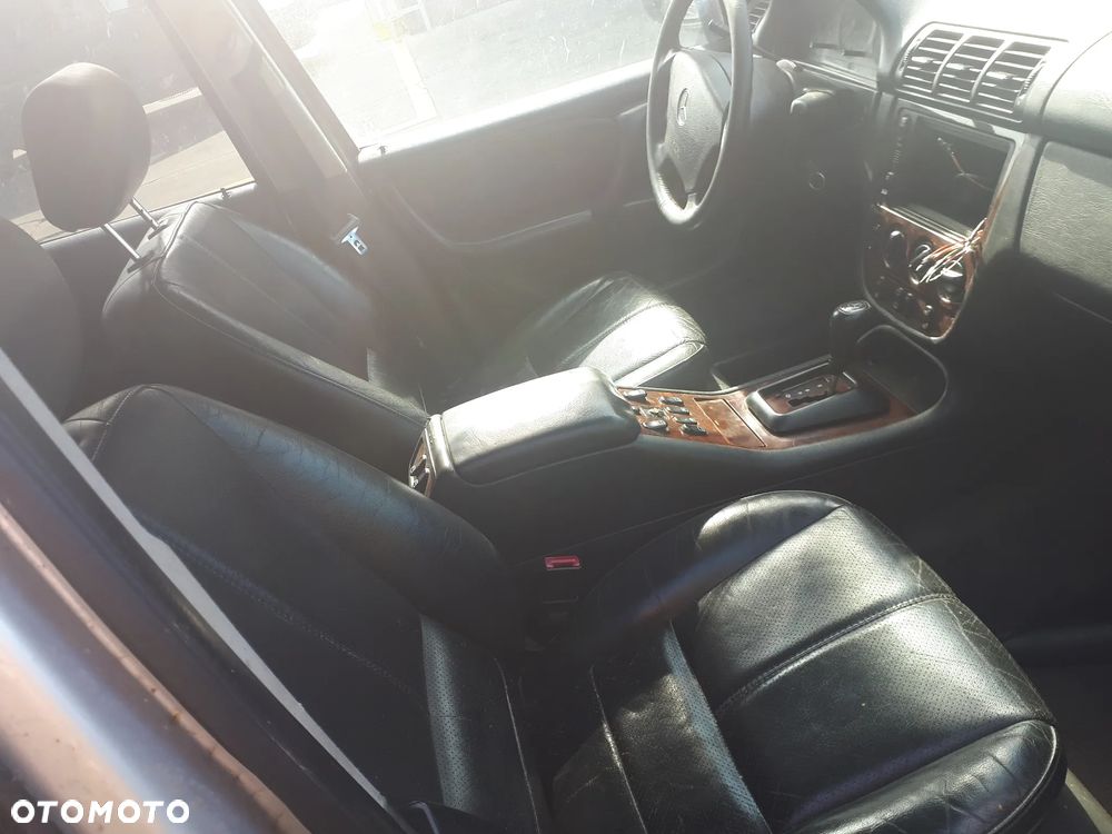 MERCEDES ML W163 97-01 3.2 V6 BELKA ZAWIESZENIA TYŁ TYLNA OŚ - 15