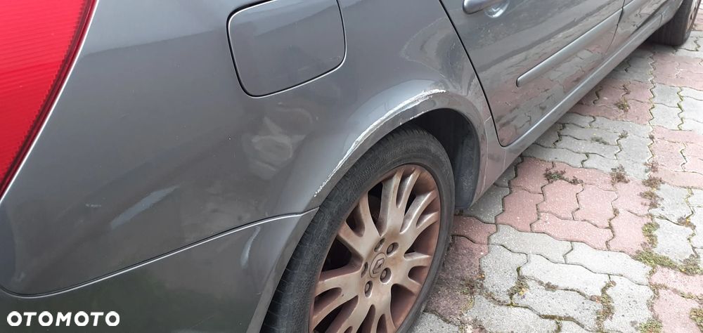 Renault Laguna 1.8 RXE - 5