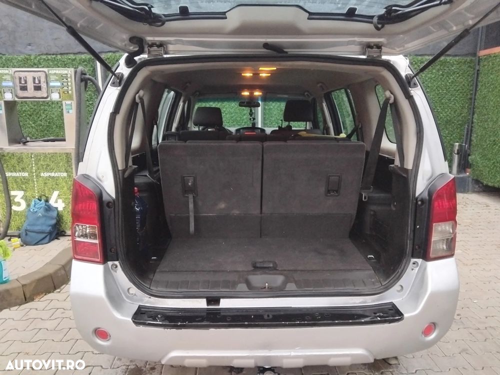 Nissan Pathfinder 2.5 dCi DPF All Mode 4X4 LE - 12